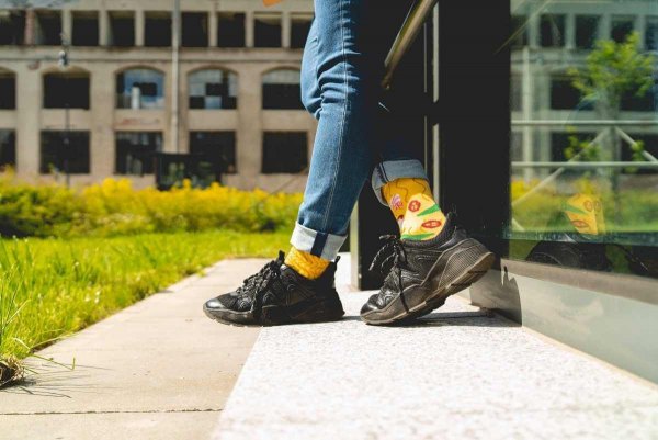 Gelbe Socken für Männer und Frauen, einzigartige Geschenkidee für Fast-Food-Liebhaber, Rainbow Socks