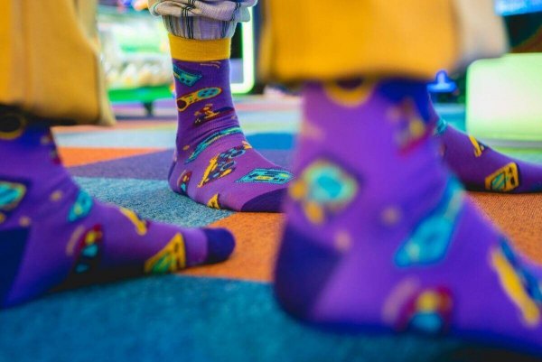 Skarpetki dla fana rozrywki i gier na automatach do gry, kolorowe bawełniane skarpetki, 2 pary, Rainbow Socks