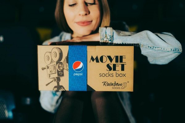 Movie Set Sockenbox als Geburtstagsgeschenk, 3 Paar Socken, Popcorn Time, Pepsico