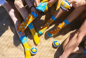 Volleyballsocken, Socken im Knäuel, 2er-Set, farbenfrohe Geschenkidee für einen Volleyball-Fan