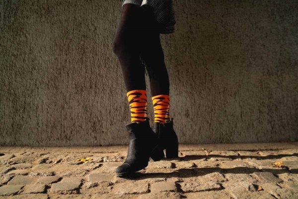 Tiger-Baumwollsocken, orange hochwertige gekämmte Baumwollsocken, OEKO-TEX-Zertifikat, Rainbow Socken