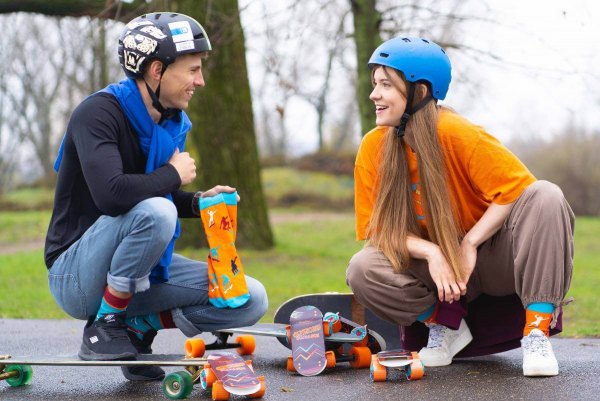 Orangefarbene Baumwollsocken für Skater, Skateboard-Socken-Box, 2 Paar, Produkt Unisex