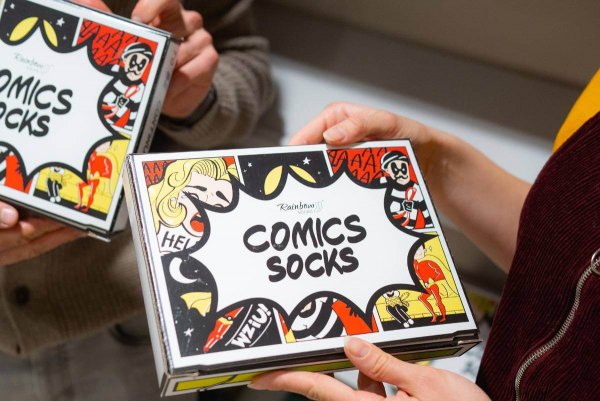 Skarpetkowy komiks, 2 pary, kolorowe skarpetki w oryginalnym opakowaniu, Rainbow Socks