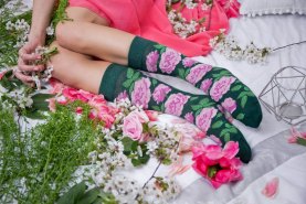 Kolorowe bawełniane skarpetki w róże, 1 para, zielone skarpetki, Rainbow Socks