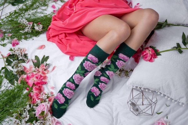 skarpetki Rainbow Socks, bawełniane skarpetki, zielone skarpety z motywami róż, 1 para