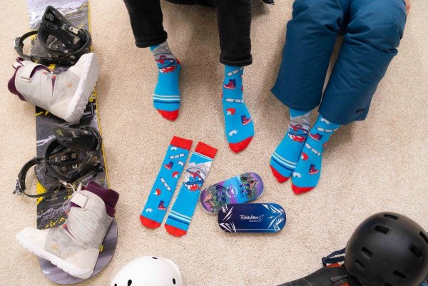 blue and red cotton socks, socks with snowboard patterns, 1 pair, Rainbow Socks