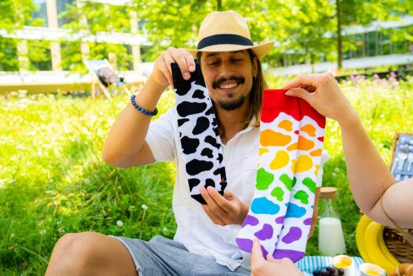 skarpetki w krowie łaty, 2 pary kolorowych bawełnianych skarpetek, Rainbow Socks