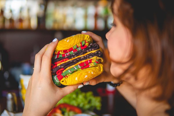 lustige Burger Geschenke, Rainbow Socks, Socken für Männer und Frauen, lustige Geschenkidee für Fast Food Liebhaber