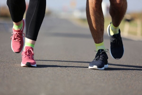 Baumwoll-Sneaker-Sportsocken, bunte Socken für den Sport, Socken zum Laufen, Trainingszeit