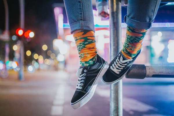 socks Peas, colourful cotton socks by Rainbow Socks, gift idea for vegetarian and vegan