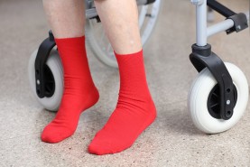 Czerwone bawełniane skarpetki dla diabetyków i osób z problemami z krążeniem, marka Rainbow Socks