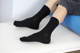 Diabetiker Socken aus nicht elastischer Baumwolle für Herren, schwarze Socken aus nicht bindender Baumwolle von Rainbow Socken