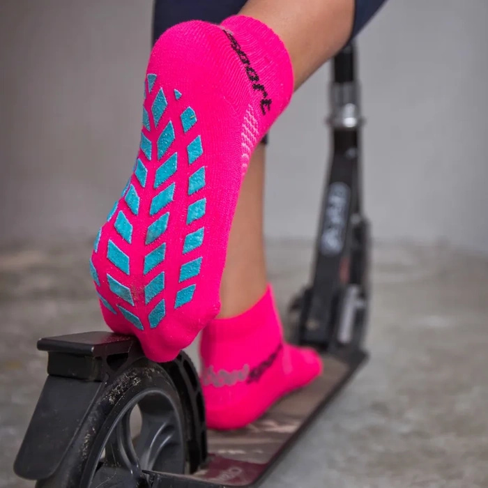 NEON Non-Slip Socks for Children 2 Pairs