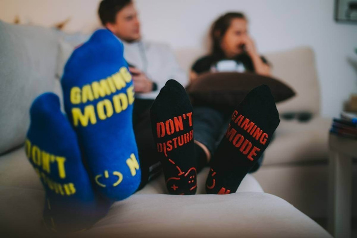 Non slip cotton gamer socks with ABS grips