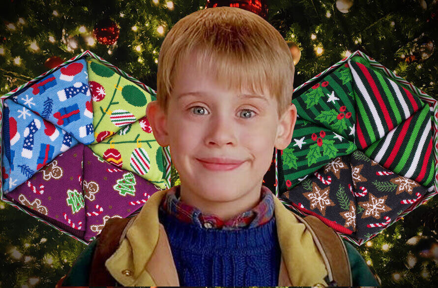 Grafika z bohaterem filmu Kevin sam w domu i zestawy świątecznych skarpetek Rainbow.